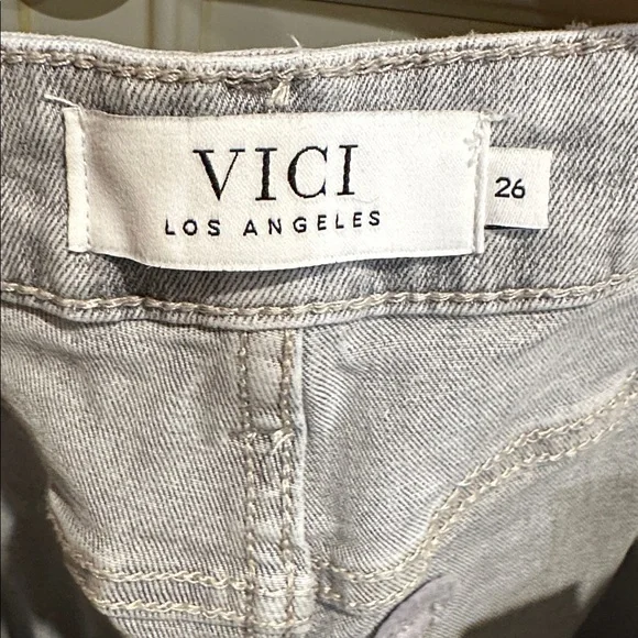 Vici Light Gray Denim Barrel Jeans (women) - Picture 8 of 8